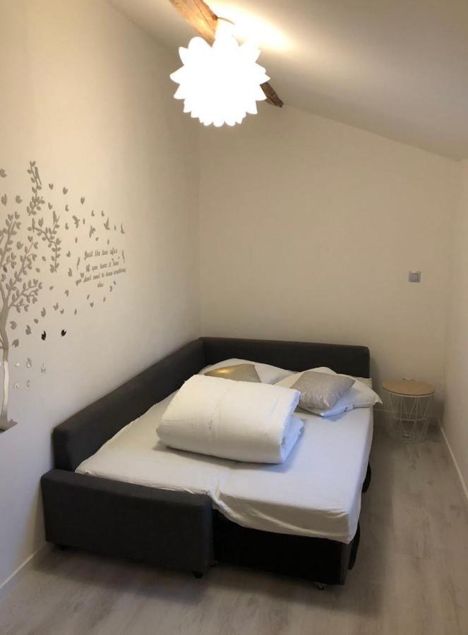 Des Bourboul Holiday home Grospierres